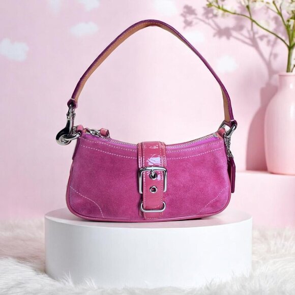 COACH Vintage Hamptons Leather Buckle Demi in barbie pink